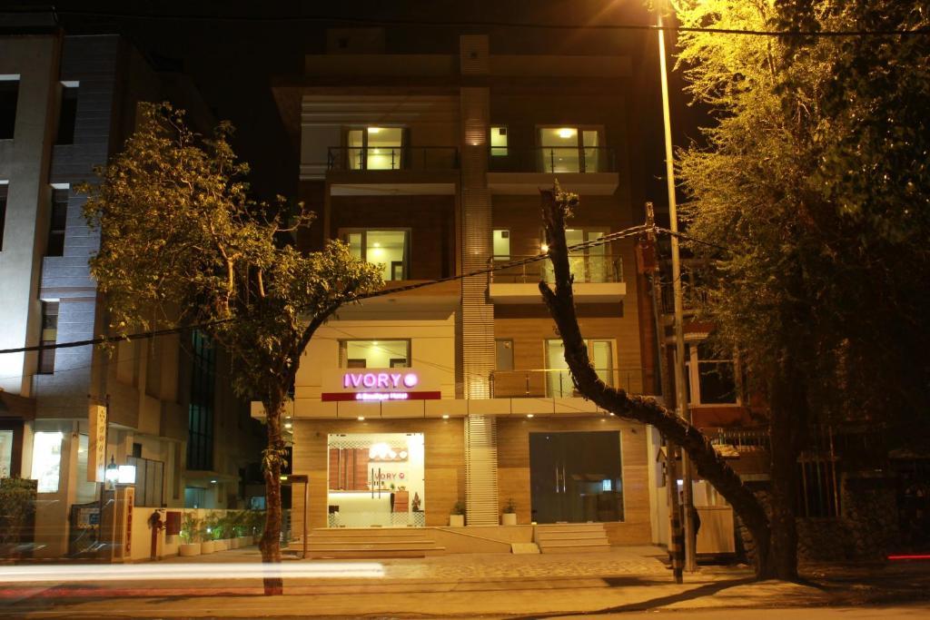 Hotel Ivory 32 New Delhi Exterior photo